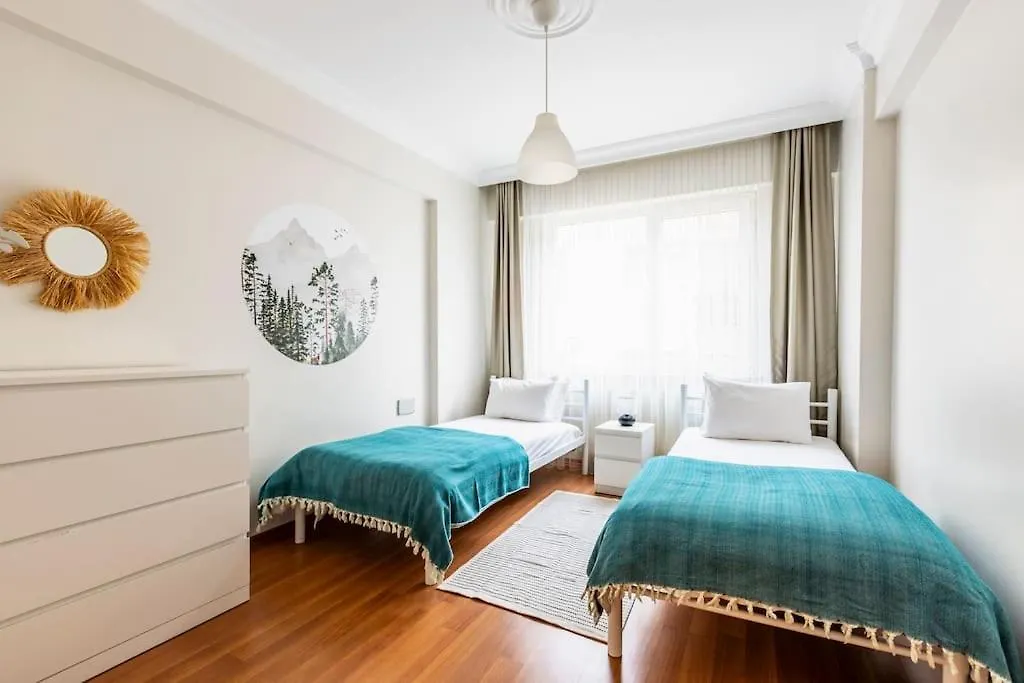 Spacious Flat Near Nisantasi - No7 Istanbul