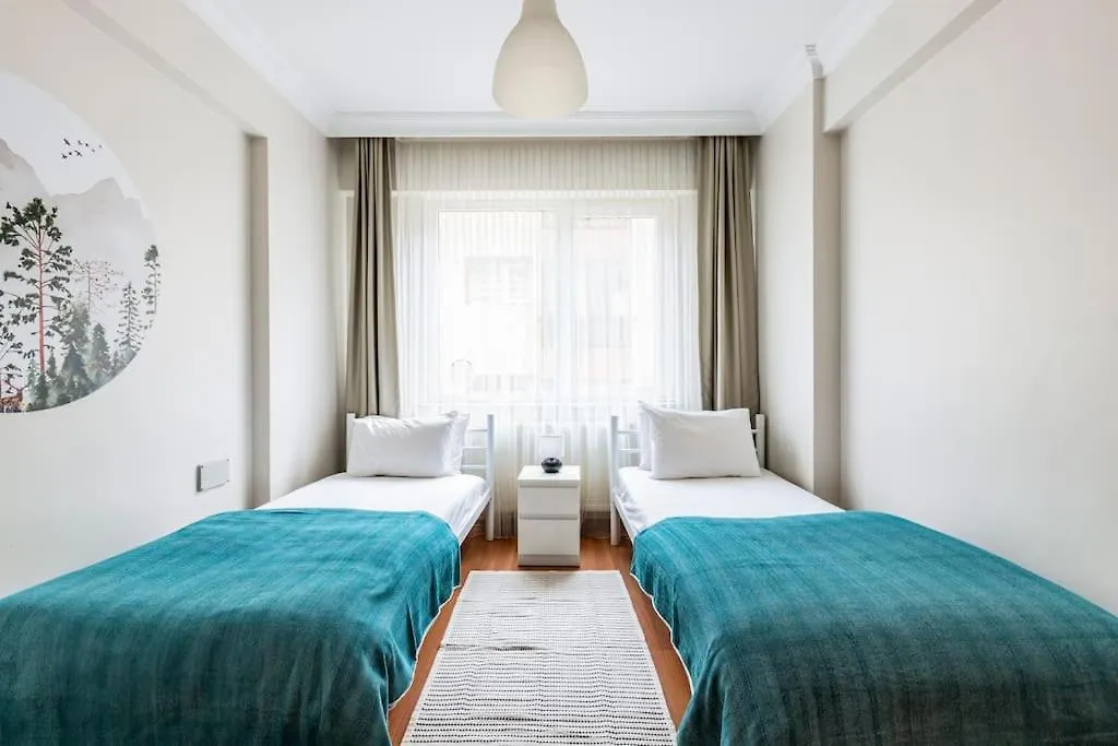 Spacious Flat Near Nisantasi - No7 Istanbul